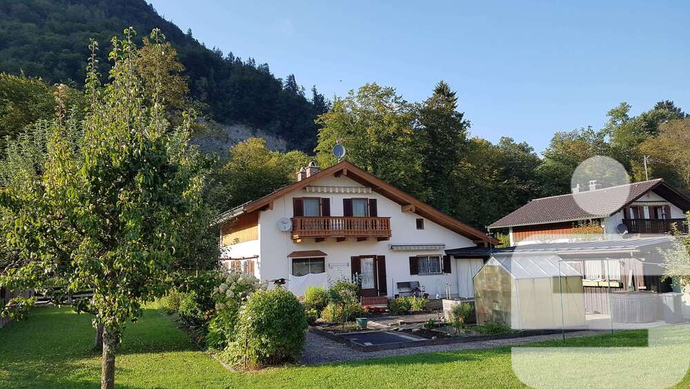 Haus zum Kaufen in Bad Reichenhall 799.000 € 111 m² 6 zimmer