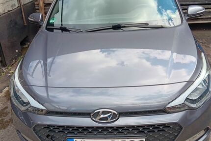 Hyundai i20 94.000 km 4.842 &euro; Gründau 63584