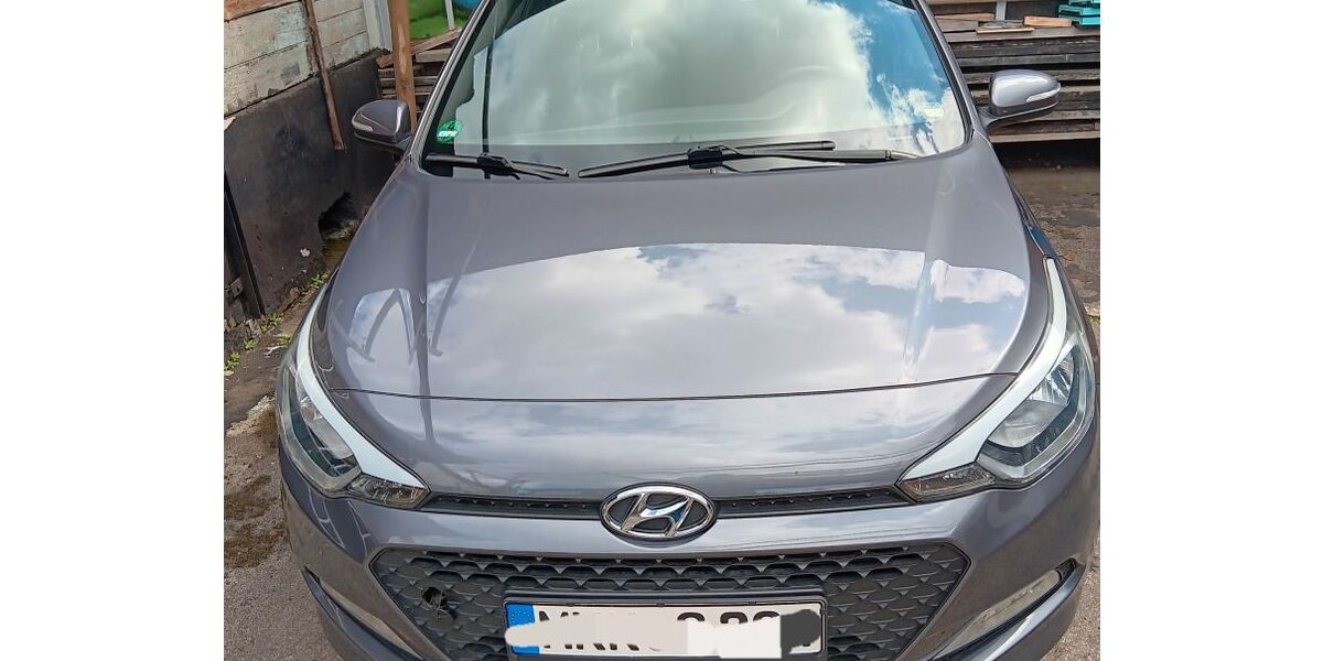 Hyundai i20 94.000 km 4.842 &euro; Gründau 63584