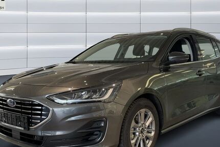 Ford Focus 12.266 km 25.990 &euro; Duisburg 47057