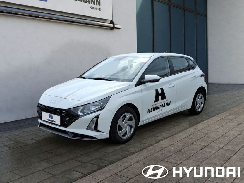 i20