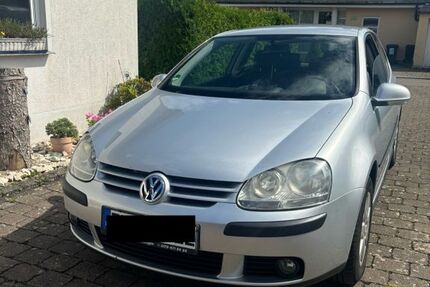 VW Golf 150.000 km 2.300 &euro; Bad Wildbad 75323