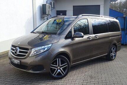 Mercedes V 220