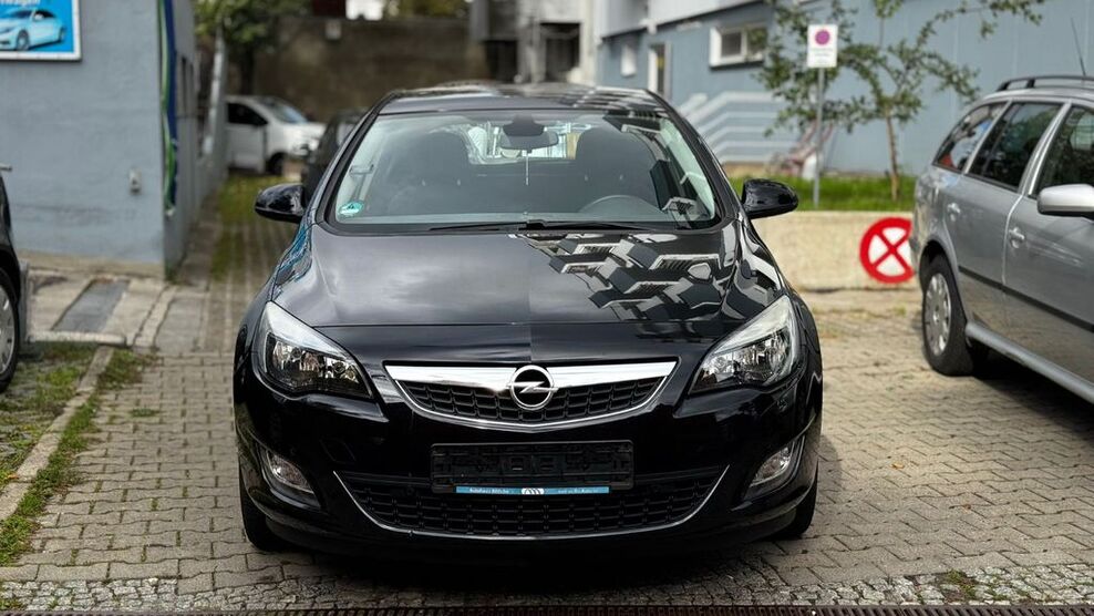 Opel Astra 84.000 km 5.550 € Berlin 12105