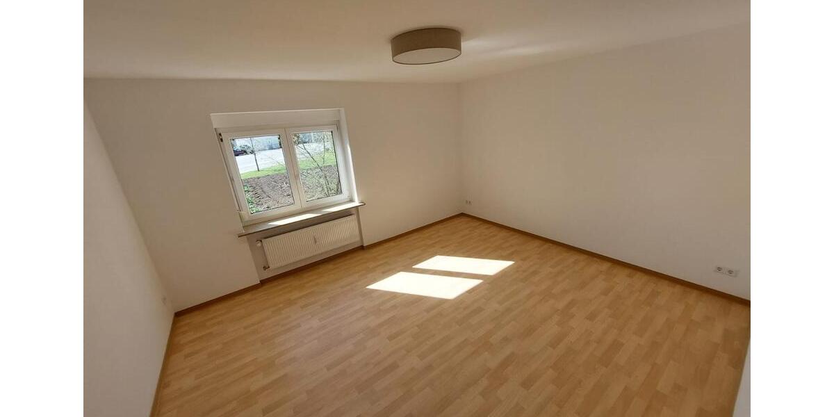 Terrassenwohnung Oberndorf am Neckar - 4 Zimmer, 80 m&sup2;, 800&euro; | Angebot:26322324