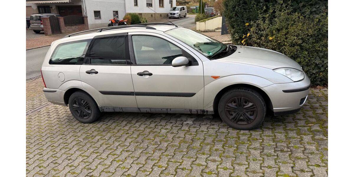 Ford Focus 128.000 km 600 &euro; Weilrod 61276