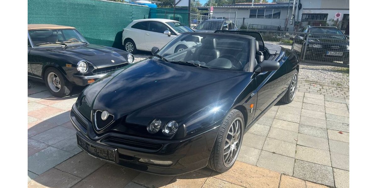 Alfa Romeo Spider 108.832 km 3.999 &euro; München 81829