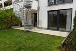 RUHIG UND HELL MIT SONNIGER TERRASSE UND GARTEN 2 zimmer