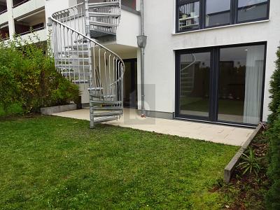 RUHIG UND HELL MIT SONNIGER TERRASSE UND GARTEN 2 zimmer