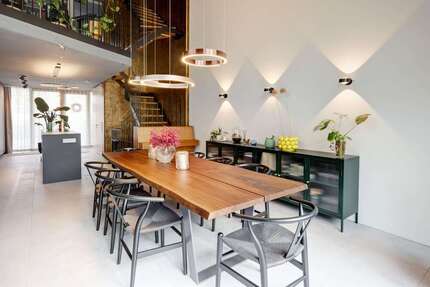 Haus zum Mieten in München 4.380 € 180 m² 6 zimmer