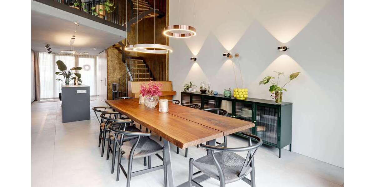 Haus zum Mieten in München 4.380 € 180 m² 6 zimmer