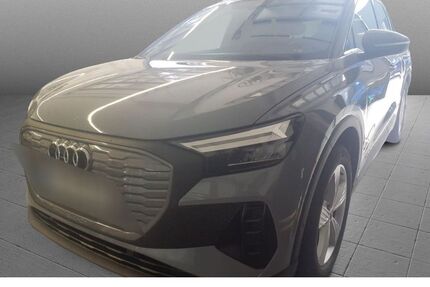 Audi Q4 e-tron 31.090 km 29.950 € Diez 65582