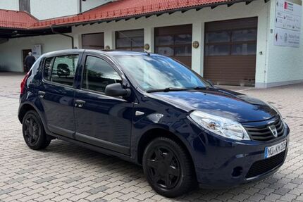 Dacia Sandero 146.200 km 2.550 &euro; Waldkraiburg 84478
