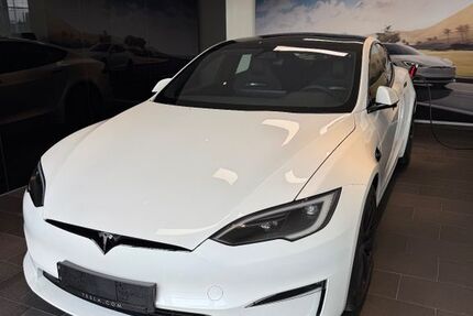 Tesla Model S 26.400 km 93.000 € Lünen 44532
