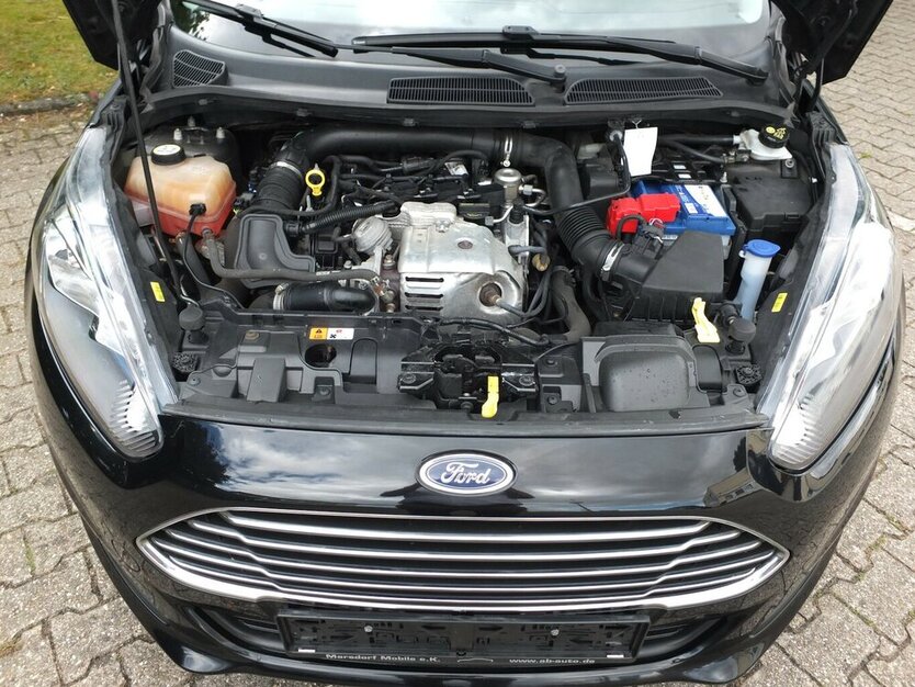 Ford Fiesta SYNC EDITION COOL&SOUND START-STOP 98.755 km 6.998 € Köln 50858