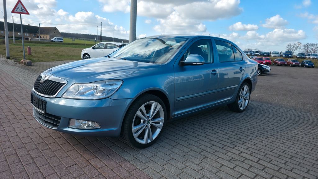 Skoda Octavia 209.000 km 2.390 &euro; Oschatz 04758
