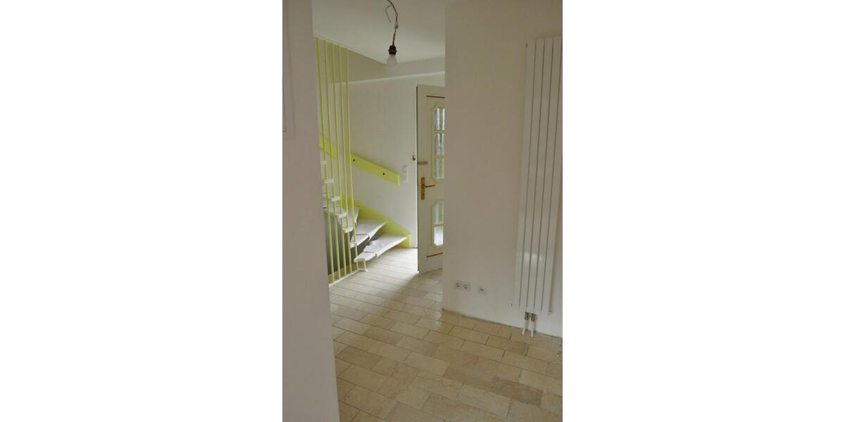 Reihenhaus Ludwigshafen am Rhein Rheingönheim - 4 Zimmer, 92 m&sup2;, 1.200&euro; | Angebot:24652312