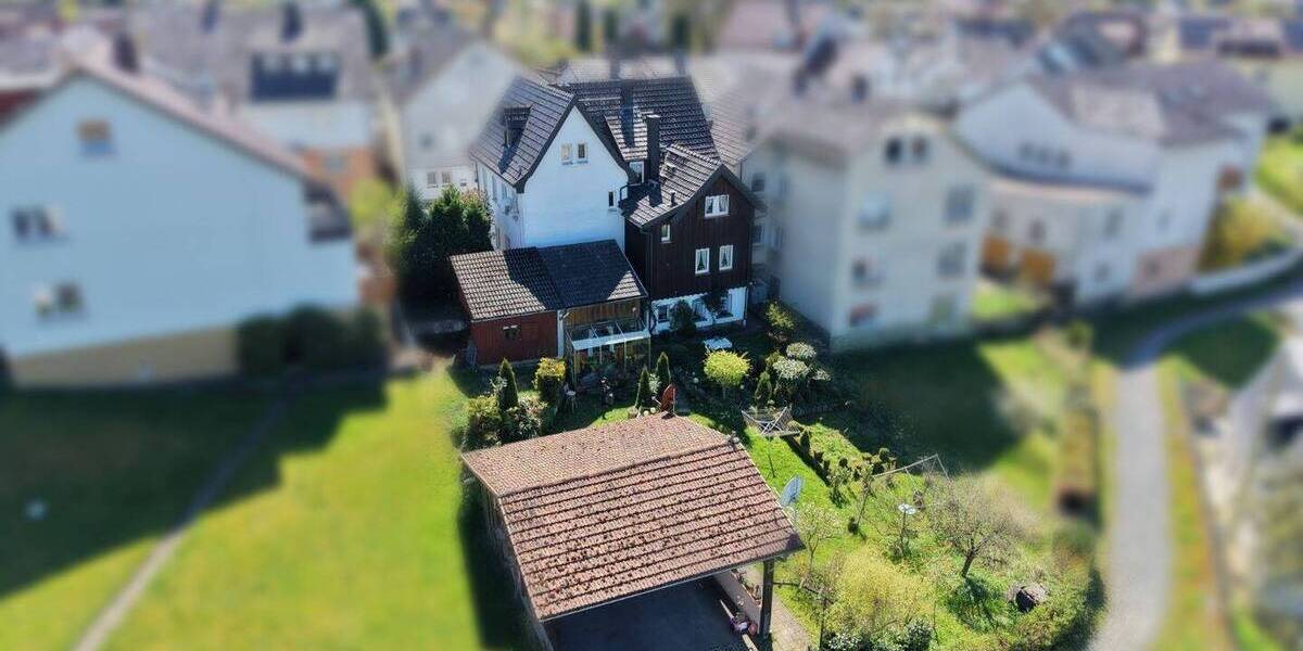 Doppelhaushälfte Rödental Einberg - 4 Zimmer, 100 m&sup2;, 148.000&euro; | Angebot:26753550
