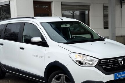 Dacia Lodgy 82.500 km 9.900 &euro; Unterensingen / bei Stuttgart 72669