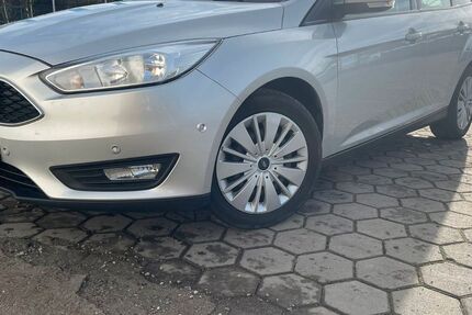Ford Focus 170.291 km 4.590 &euro; Hamburg 20537