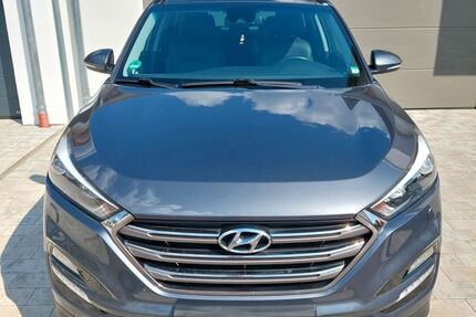 Hyundai TUCSON 73.500 km 14.400 &euro; Regenstauf 93128
