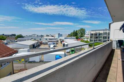 3-4 ZKB mit 2 Balkonen in verkehrsgünstiger Lage an den Toren Bergheimsinkl Stellplatz 4 zimmer