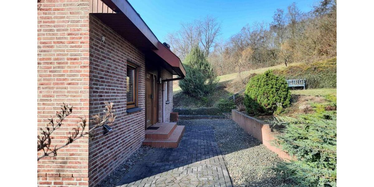 Einfamilienhaus Bad Sachsa - 6 Zimmer, 138 m&sup2;, 298.000&euro; | Angebot:26791271