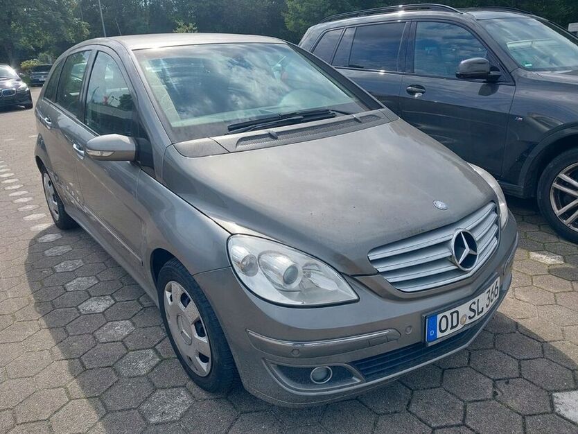 B 200