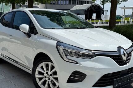 Renault Clio 84.000 km 11.850 &euro; Gießen 35398