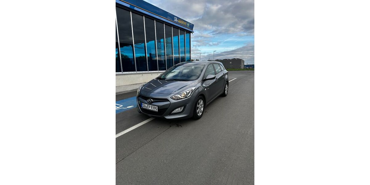Hyundai i30 203.000 km 4.800 &euro; Bornheim 53332