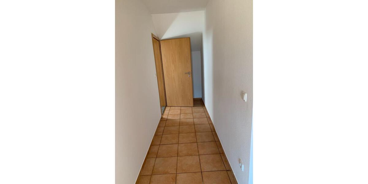 Dachgeschoßwohnung Eschlkam - 5 Zimmer, 90 m&sup2;, 650&euro; | Angebot:24286558