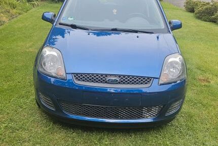 Ford Fiesta 116.000 km 2.750 &euro; Heimbach 52396