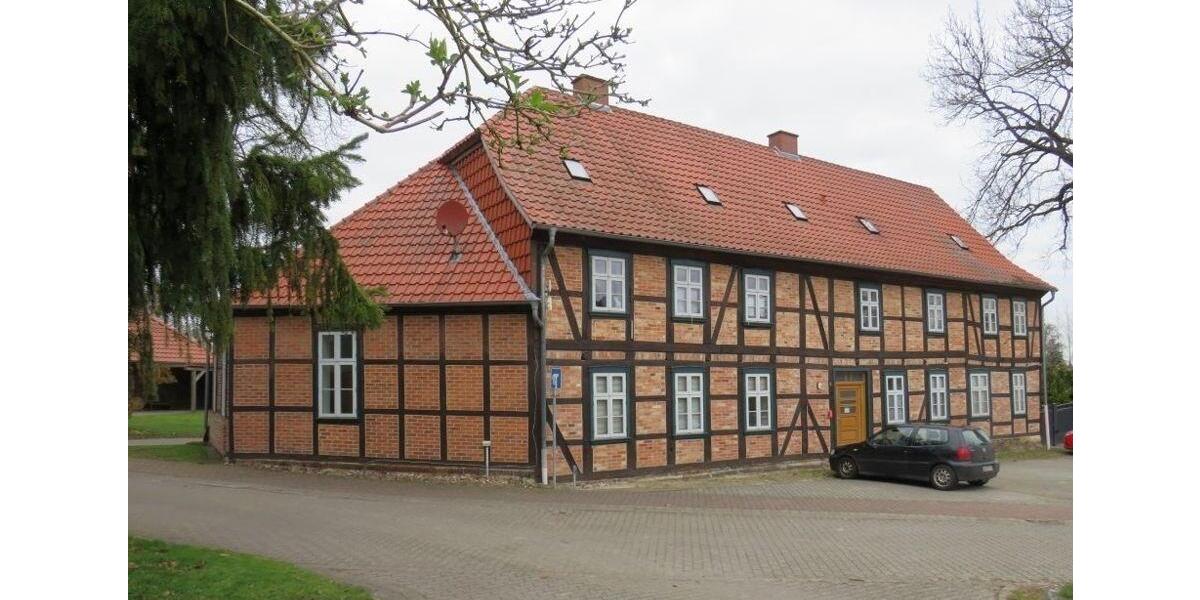 Dachgeschoßwohnung Klötze - 2 Zimmer, 51 m&sup2;, 345&euro; | Angebot:24416023