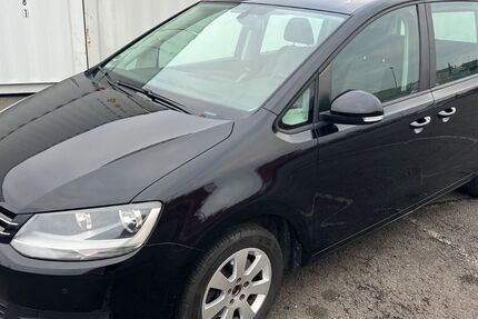 VW Sharan 287.000 km 6.900 &euro; Berlin 12057