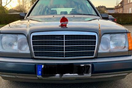 Mercedes-Benz 220 402.541 km 7.500 &euro; Meldorf 25704