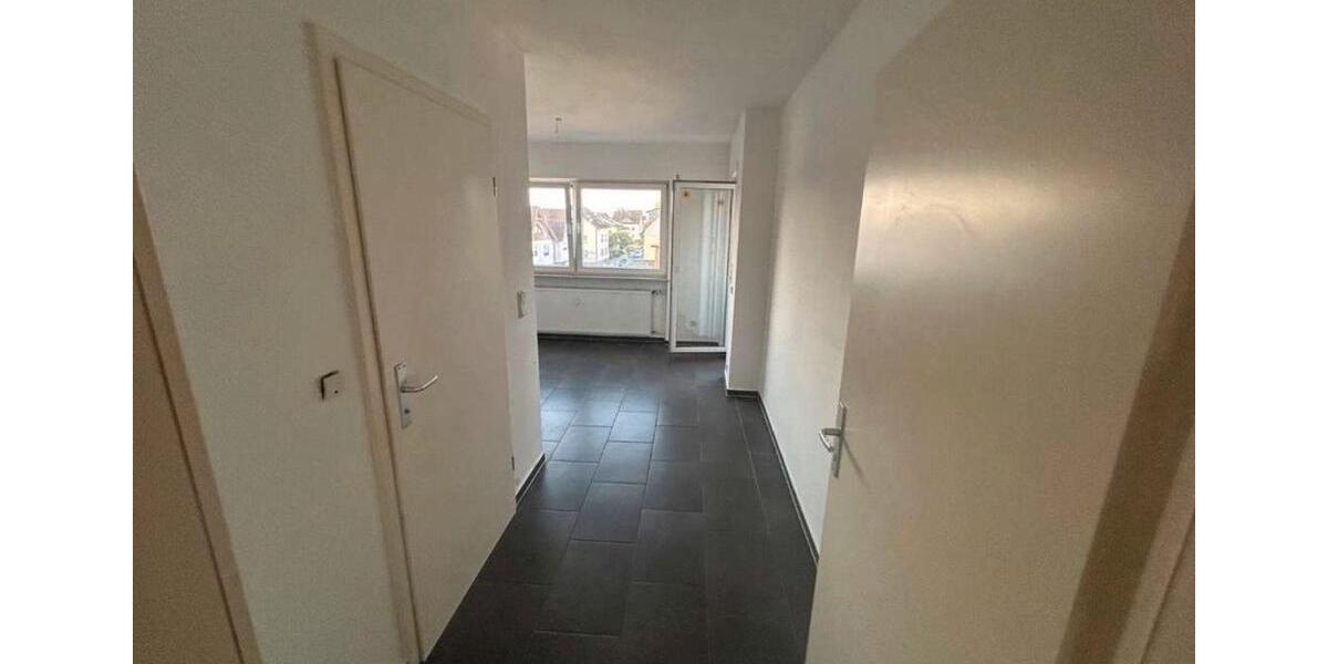 Dachgeschoßwohnung Bürstadt - 3 Zimmer, 90 m&sup2;, 850&euro; | Angebot:25172624
