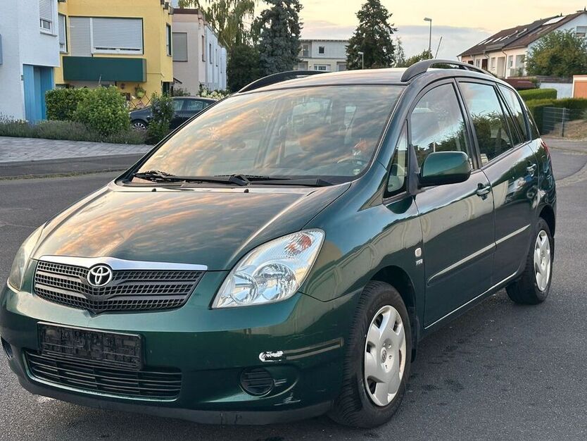 Corolla Verso