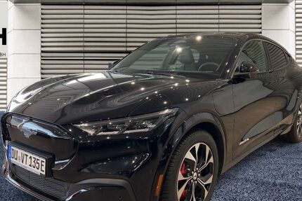 Ford Mustang Mach-E 71.700 km 29.990 € Duisburg 47179