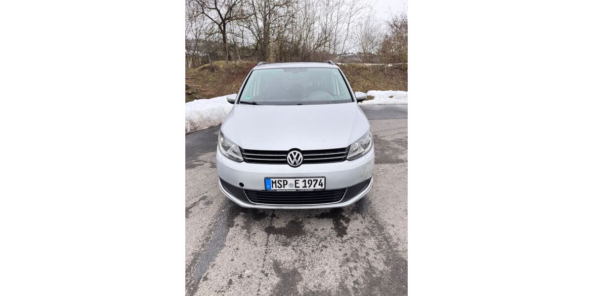 VW Touran 248.000 km 4.490 &euro; Karlstadt 97753