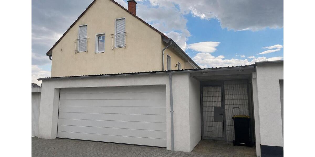 Reihenhaus Bad Sobernheim - 5 Zimmer, 130 m&sup2;, 374.000&euro; | Angebot:27086401