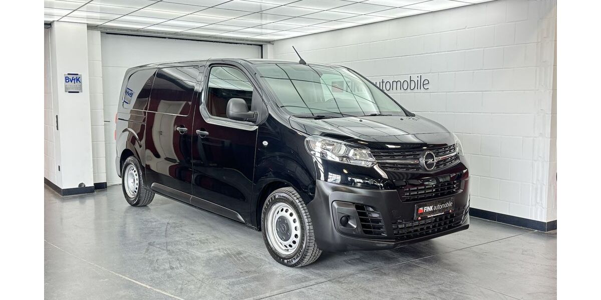 Opel Vivaro 9.900 km 23.960 &euro; Lich 35423