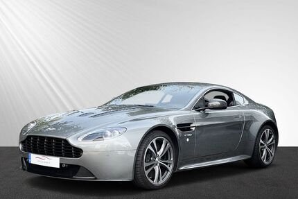 Aston Martin V12 Vantage