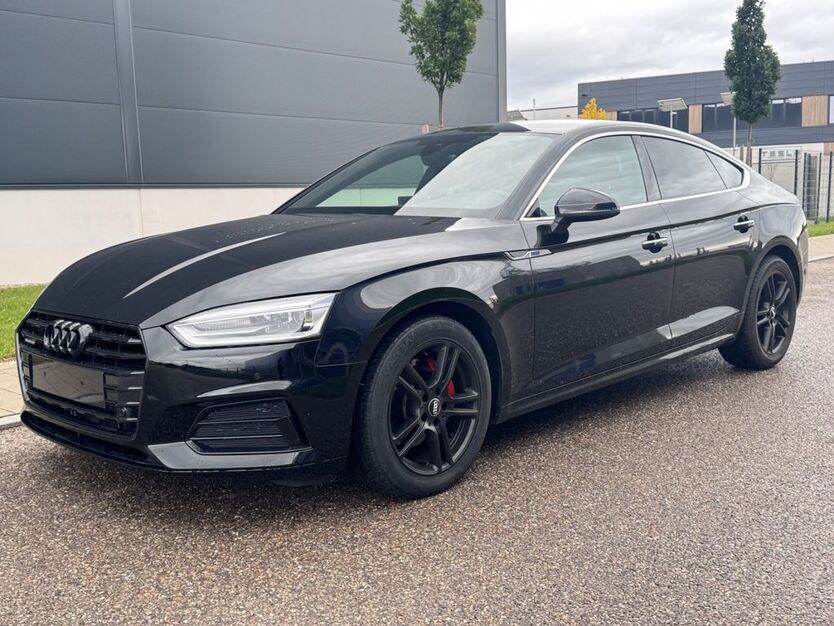 Audi A5 136.000 km 18.900 € Großmehring 85098
