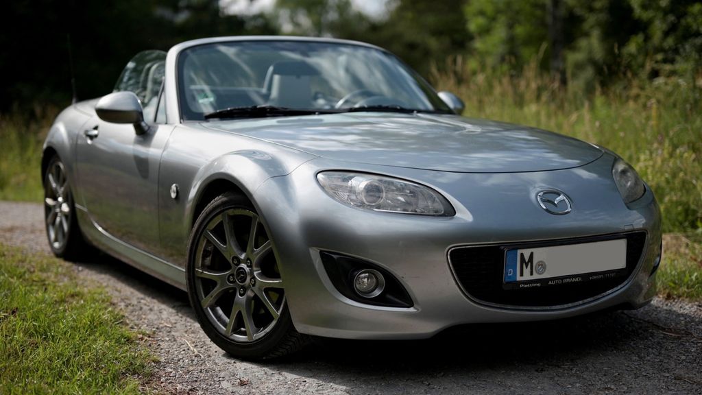 Mazda MX-5 129.400 km 10.690 &euro; München 81369