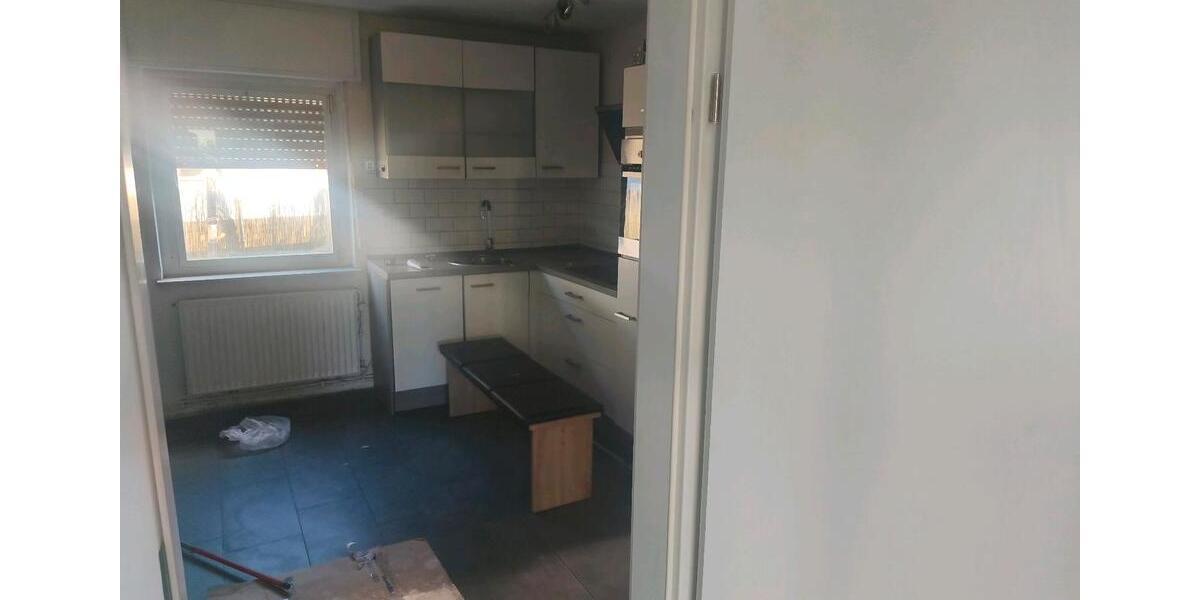 Etagenwohnung Lampertheim - 4 Zimmer, 100 m&sup2;, 1.500&euro; | Angebot:26671595