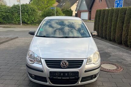 VW Polo 197.000 km 1.899 &euro; Hövelhof 33161