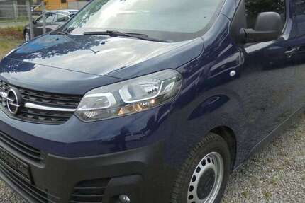 Opel Vivaro 171.300 km 9.996 &euro; Bremervörde 27432