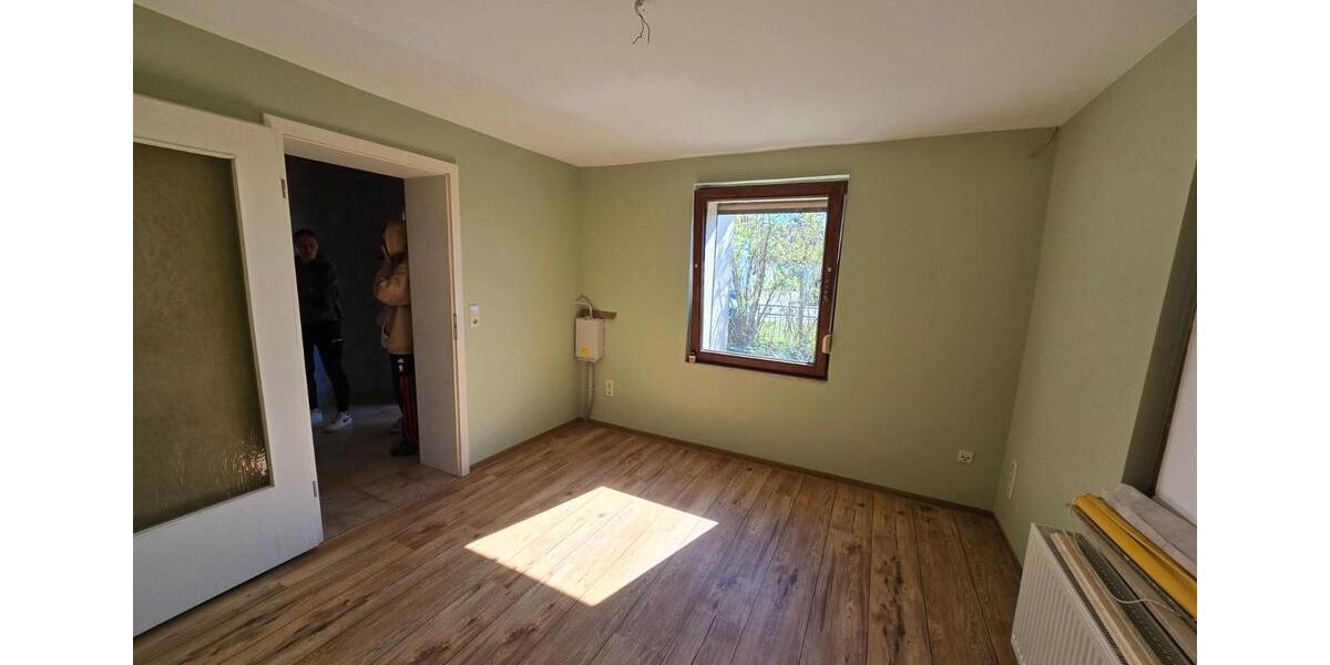 Einfamilienhaus Schönhausen (Elbe) - 5 Zimmer, 105 m&sup2;, 850&euro; | Angebot:26326534