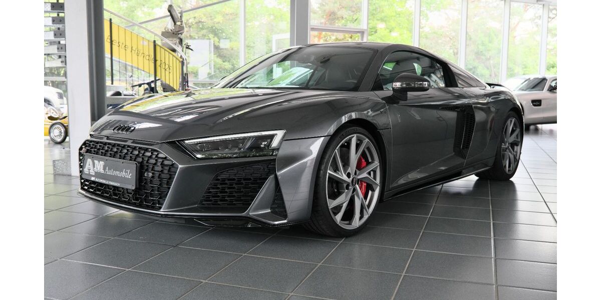 Audi R8 2.000 km 169.800 € München 81829