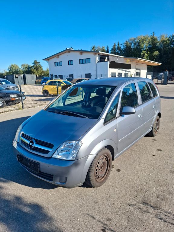 Opel Meriva 129.000 km 1.300 € München 81475